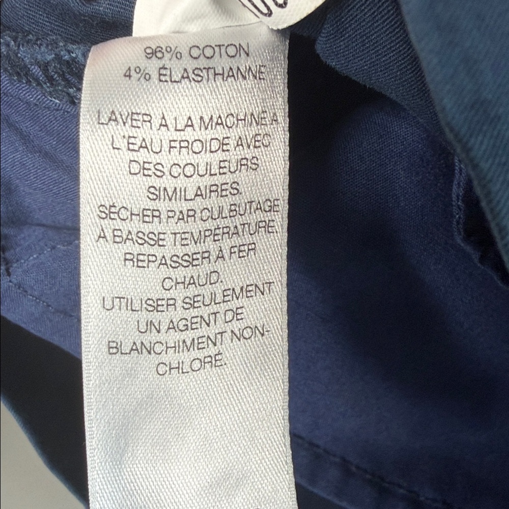 Vineyard Vines Dark Blue Women's Shorts - Picture 6 of 7